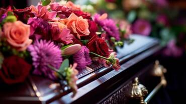 ¿Cuál es el significado de las flores en la muerte?
